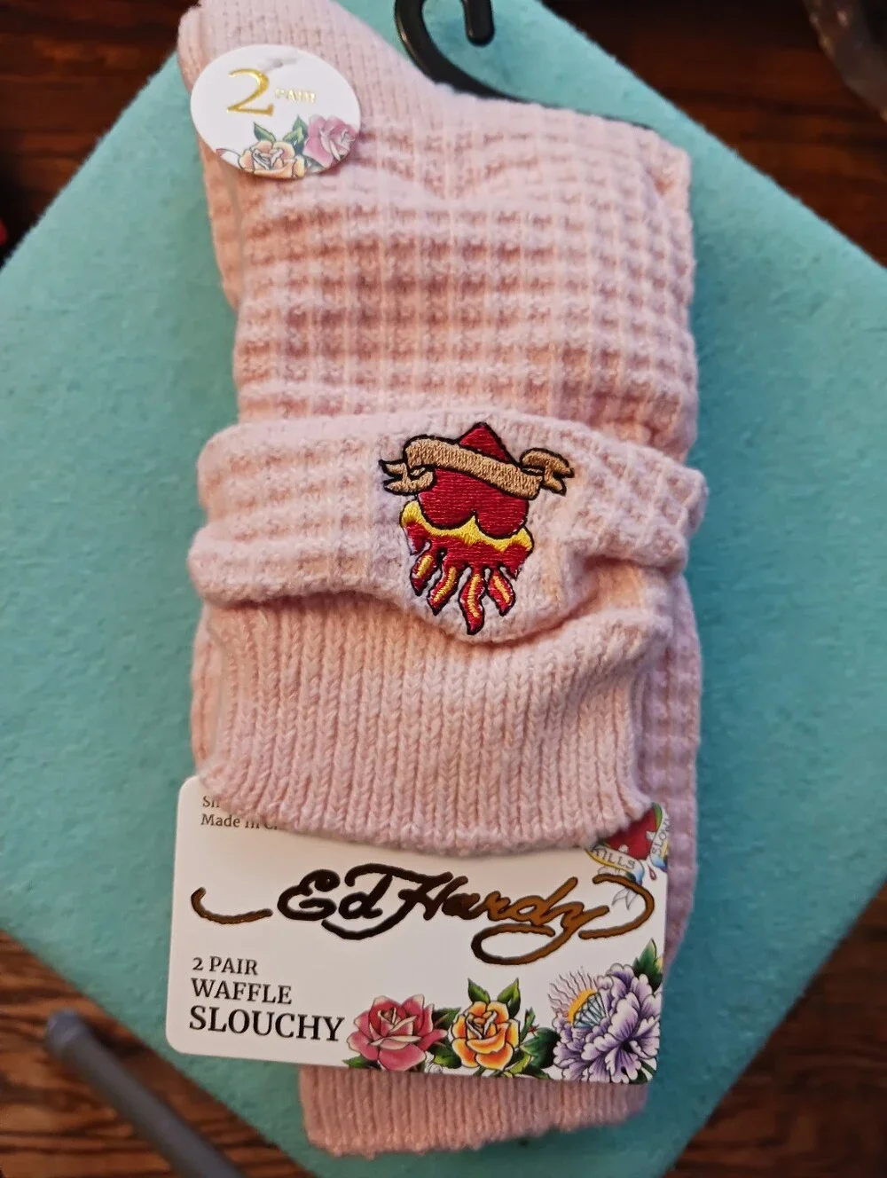 Ed Hardy 2 Pair Slouchy Heart Socks Waffle Pink ,  Gray Women's Mid Calf New
